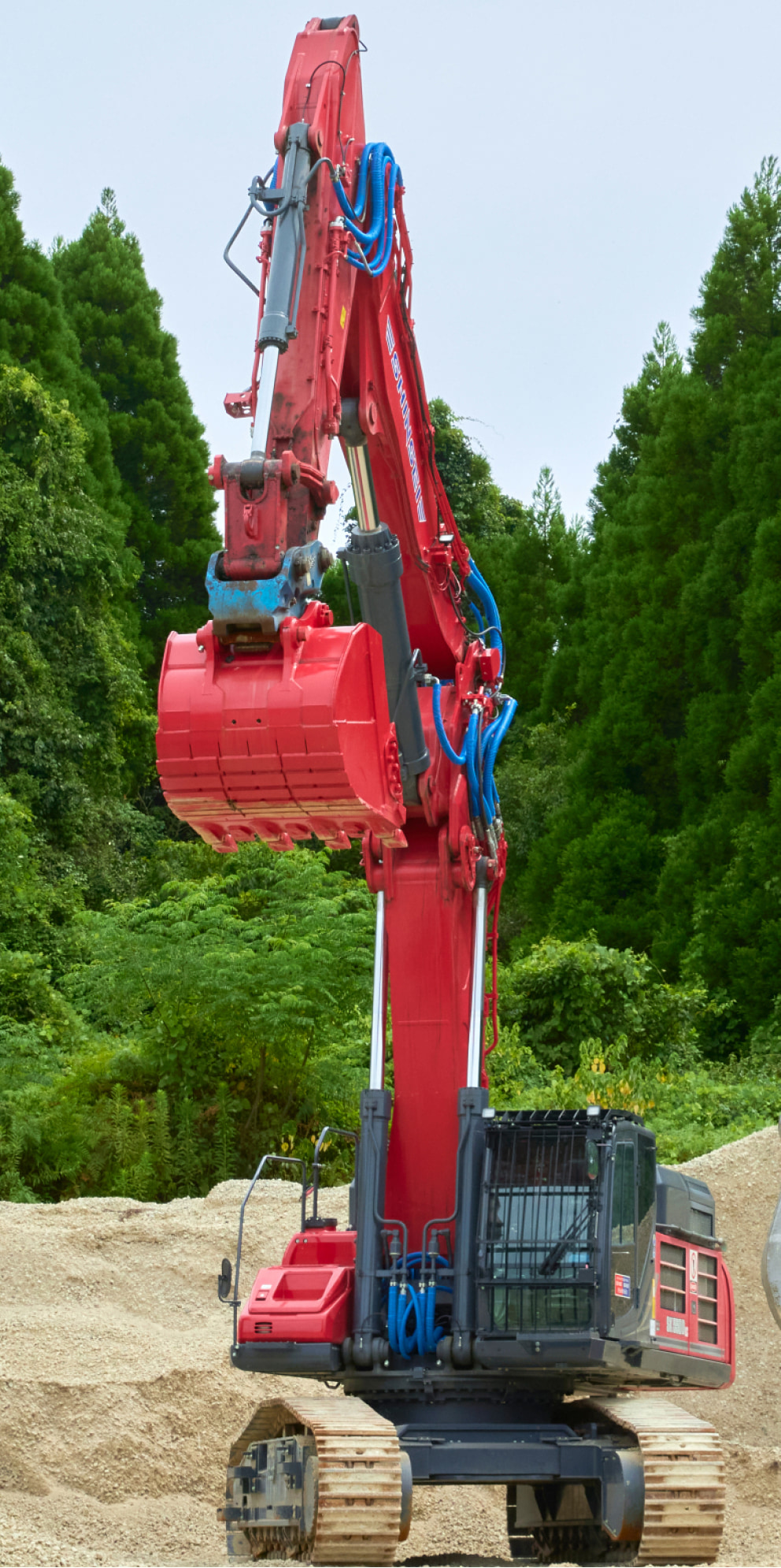 コベルコ建機SK550DLC-11（運転質量50t、最大作業高27.53m）